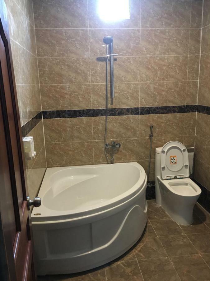Phuong Ly Ly Hotel Ho Chi Minh City Exterior photo